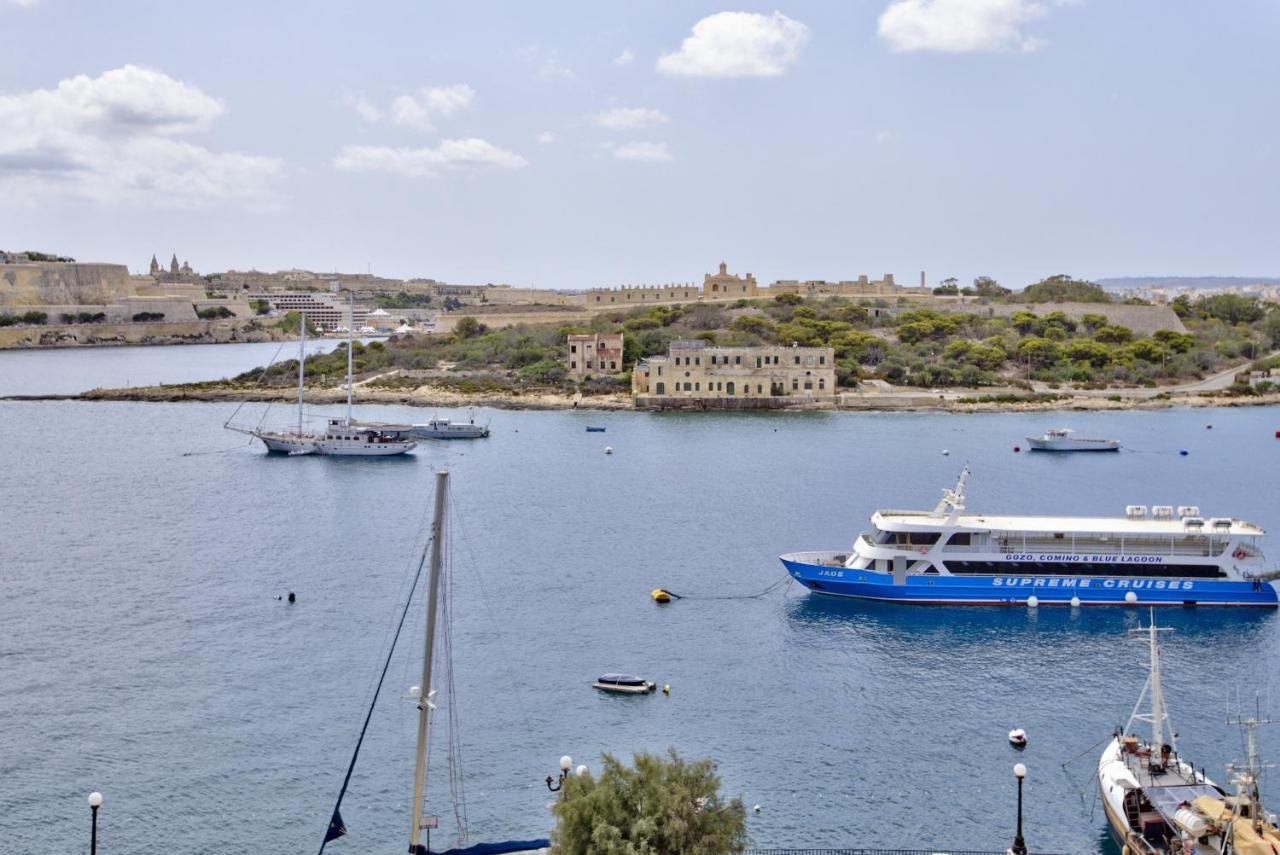 Bastions Seaview Apartments And Duplex Penthouse In Sliema By Shortletsmalta Екстер'єр фото