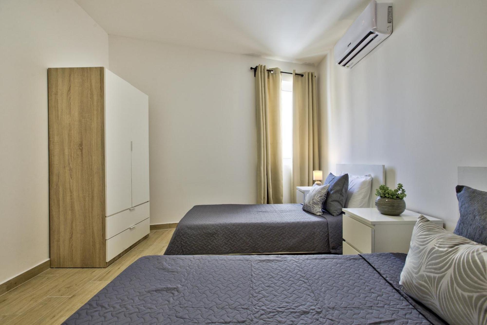 Bastions Seaview Apartments And Duplex Penthouse In Sliema By Shortletsmalta Екстер'єр фото